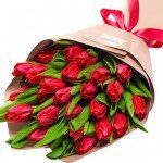 Bouquet "25 red tulips" - image-0